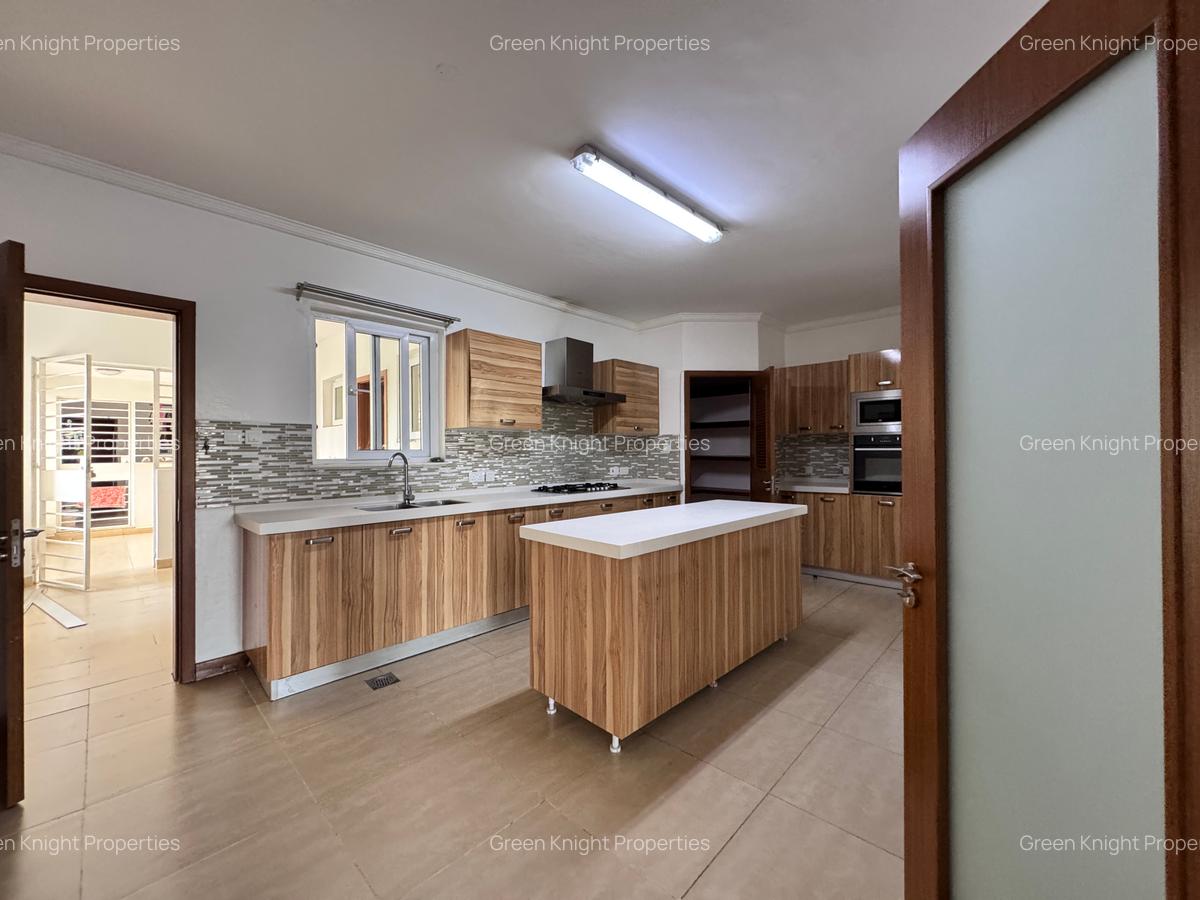 Serviced 3 Bed Apartment with En Suite in Lavington - 3