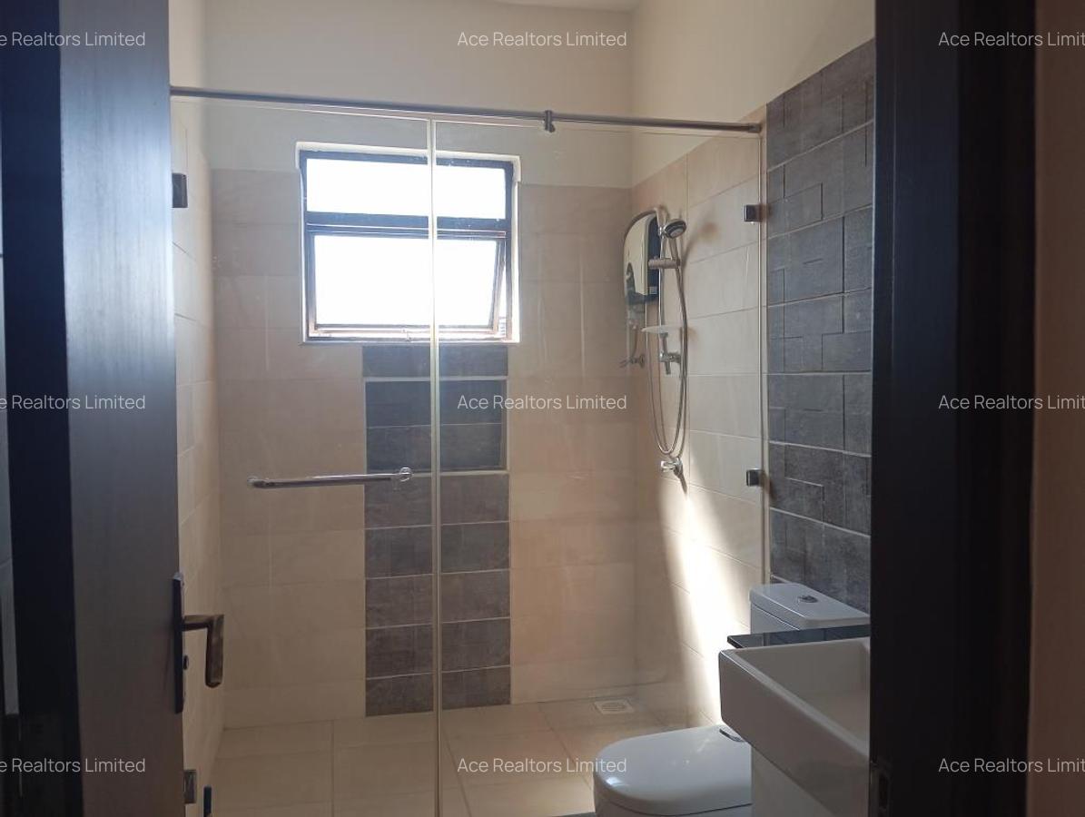 3 Bed Apartment with En Suite at General Mathenge - 19