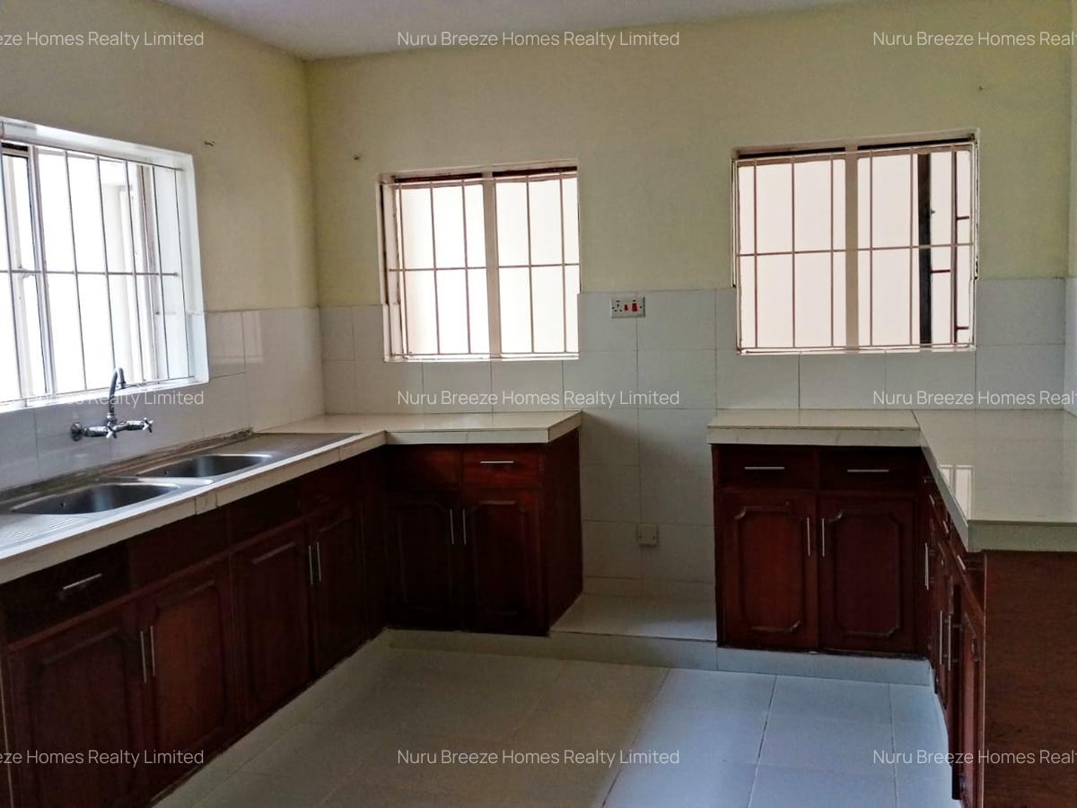 4 Bed Townhouse with En Suite in Westlands Area - 3