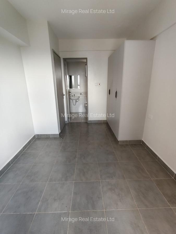 2 Bed Apartment with Swimming Pool in Garden Estate - 13
