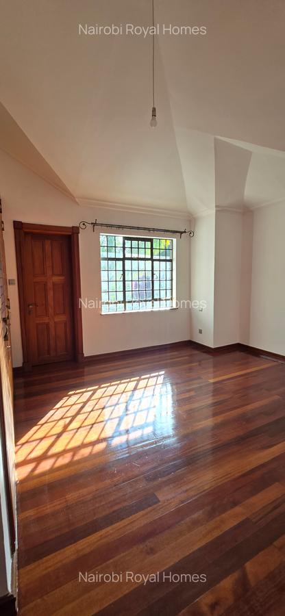 4 Bed House with En Suite at Spring Valley Road - 18
