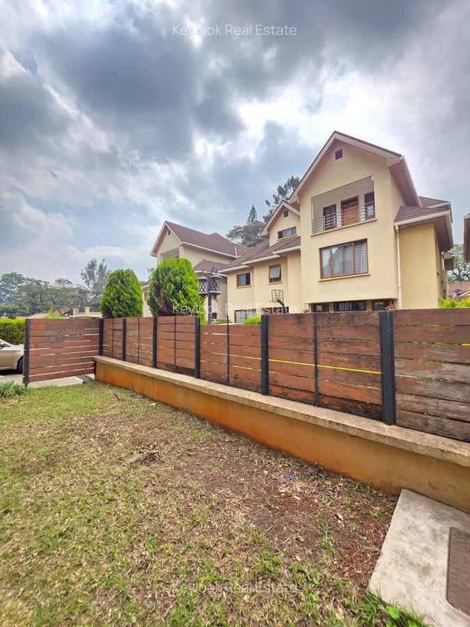 5 Bed Townhouse with En Suite at Lavington - 5