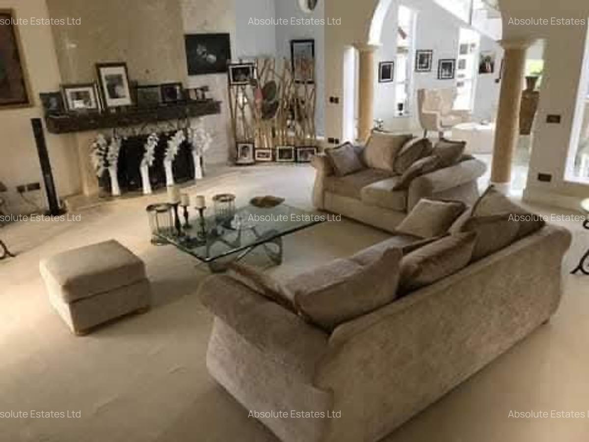 5 Bed Villa with Swimming Pool in Muthaiga - 3
