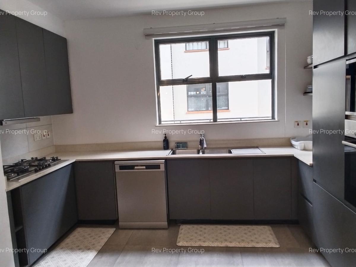 4 Bed Townhouse with En Suite in Gigiri - 8