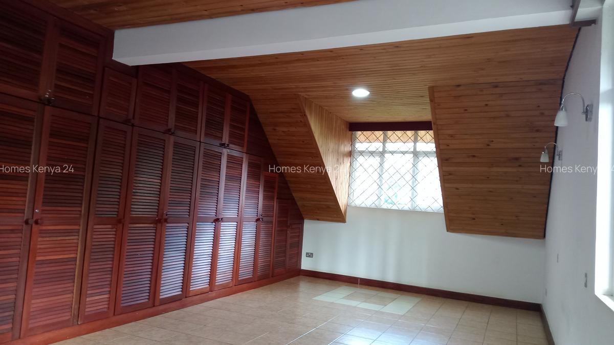 5 Bed House in Rosslyn - 18