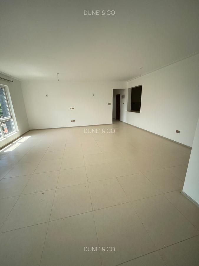 3 Bed Apartment with En Suite in Westlands Area - 4