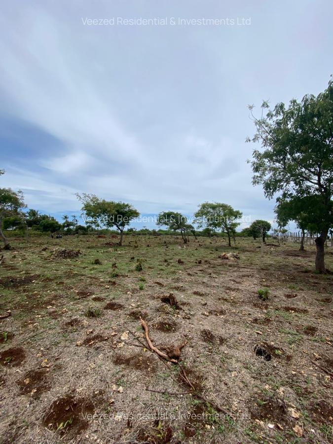 2 ac Land in Bofa - 13