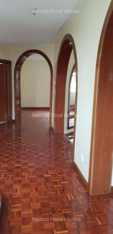 5 Bed Townhouse with En Suite at James Gichuru - 14