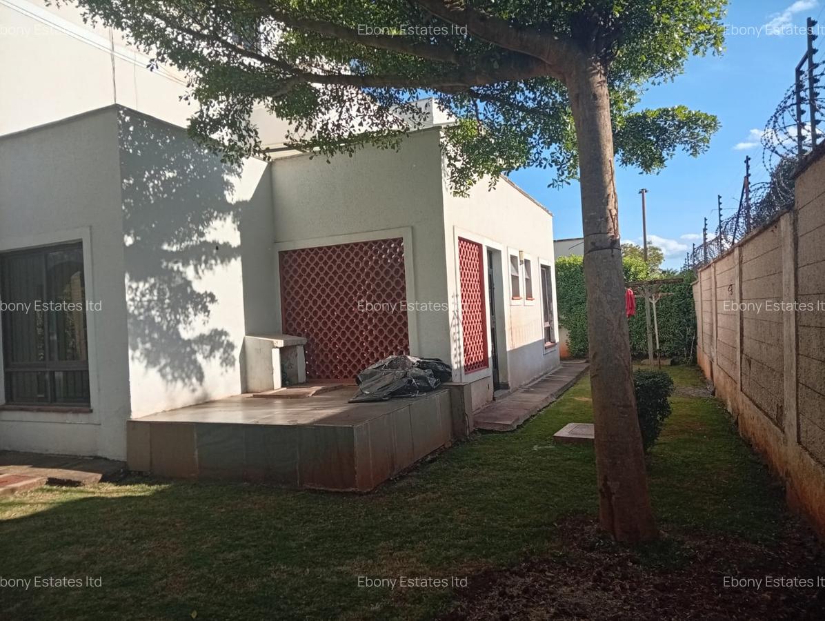 4 Bed Townhouse with En Suite in Lavington - 3