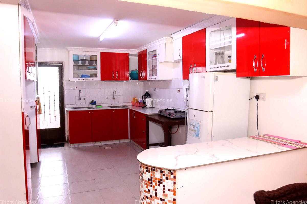 5 Bed Townhouse with En Suite at Eastern Bypass - 5