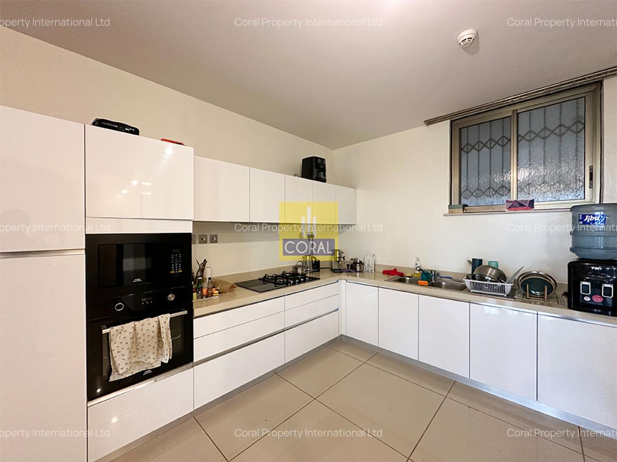 3 Bed Apartment in Parklands - 3