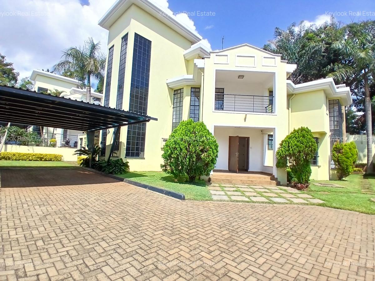 5 Bed Townhouse with En Suite at Lavington Green - 2