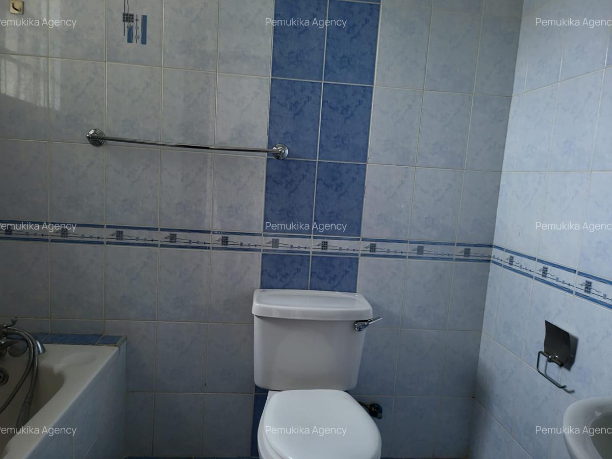 5 Bed Townhouse with En Suite at Rosslyn - 15