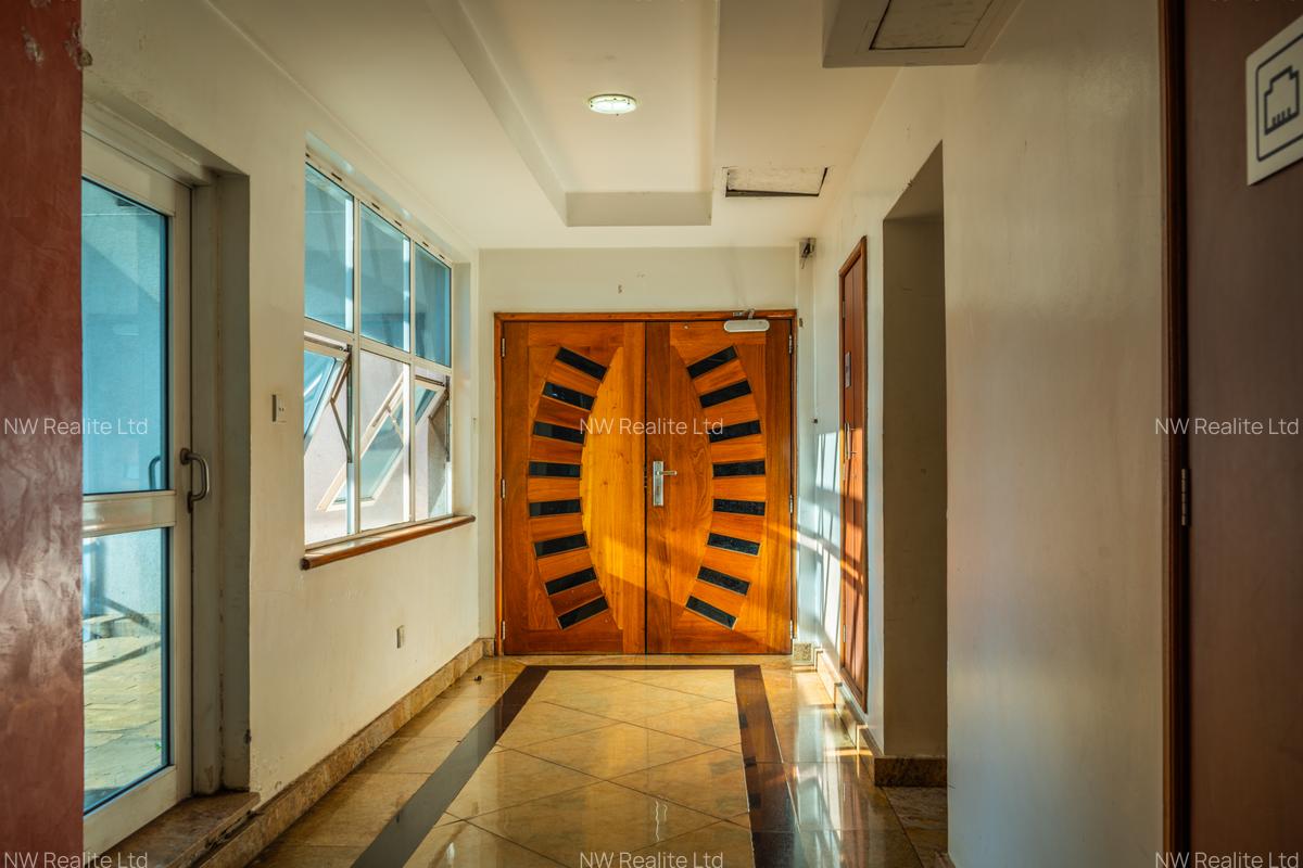 25,000 ft² Office with Service Charge Included at Muthangari Drive - 10