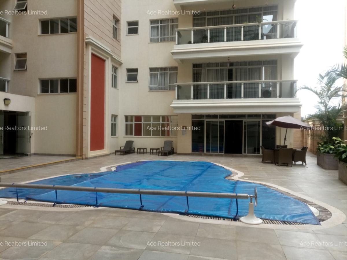 3 Bed Apartment with En Suite at 2Nd Parklands - 4