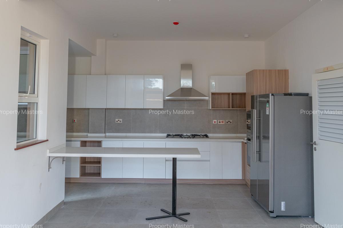 4 Bed Townhouse with En Suite at Kabasiran Avenue - 12