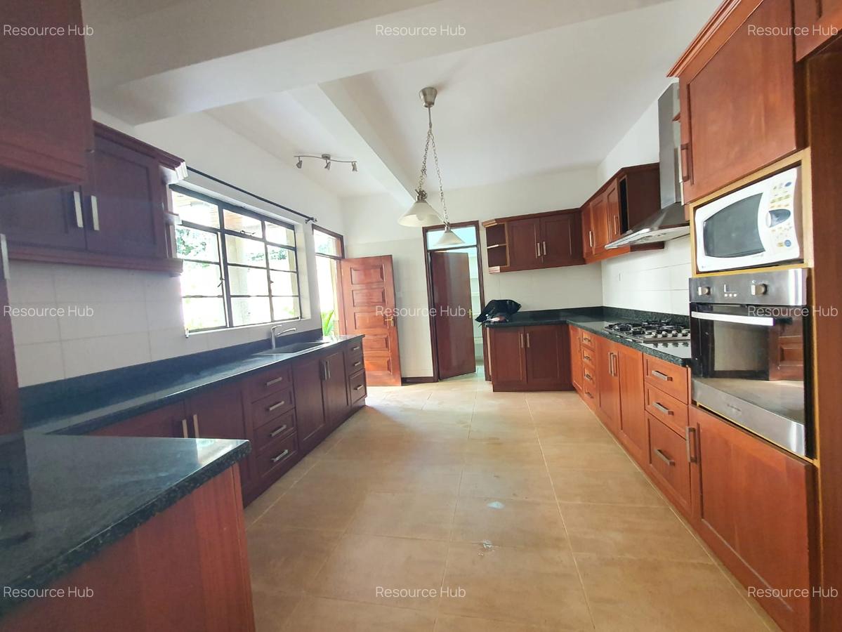 4 Bed Townhouse with En Suite at Shanzu Road - 9