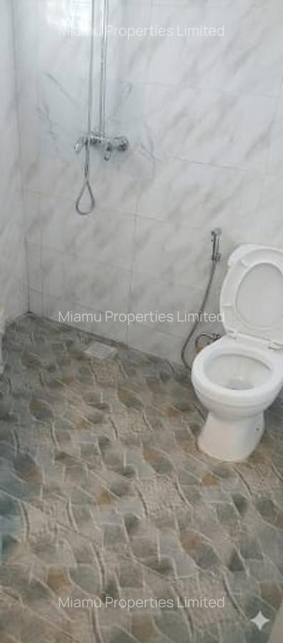 5 Bed Townhouse with En Suite in Athi River - 11