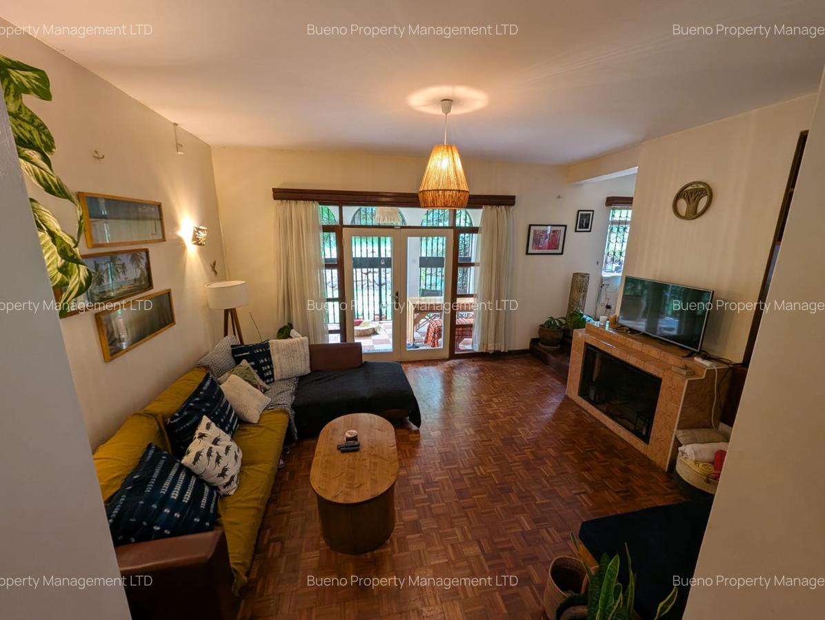 5 Bed Villa with En Suite in Kitisuru - 1