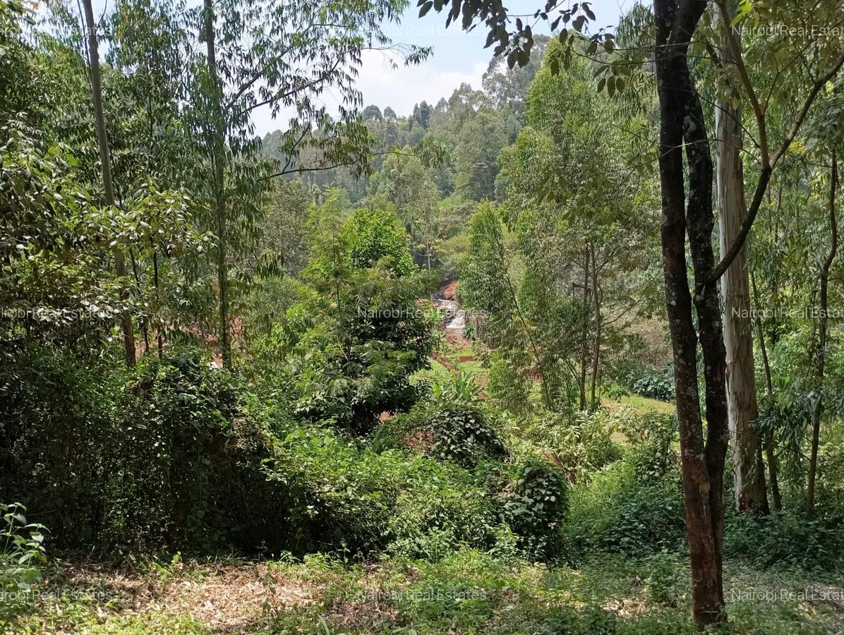 Land in Kitisuru - 1