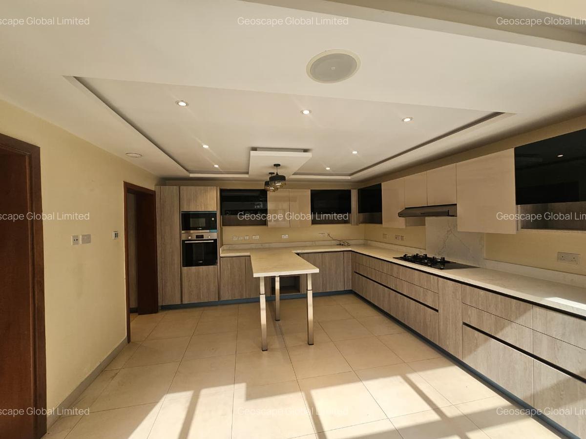 5 Bed House with En Suite in Loresho - 3