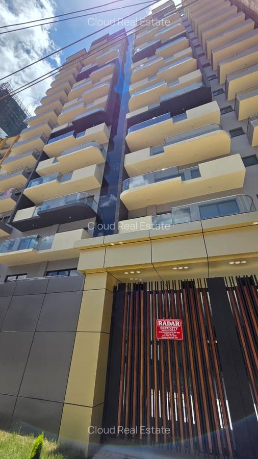 3 Bed Apartment with En Suite in Parklands - 1