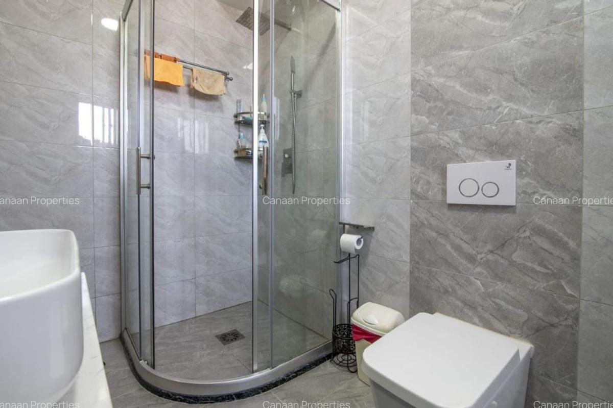 3 Bed Apartment with En Suite in Lavington - 9
