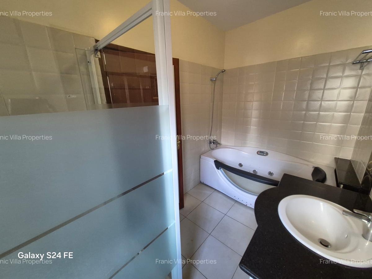 3 Bed Apartment with En Suite at Raphta Road - 11