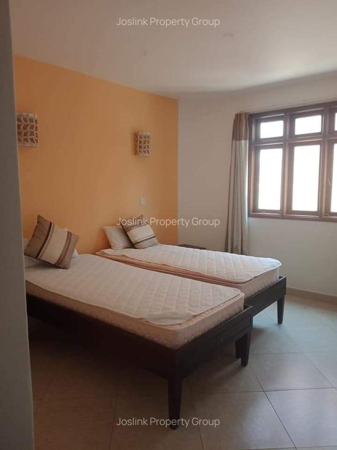 3 Bed Apartment with En Suite in Nyali Area - 10