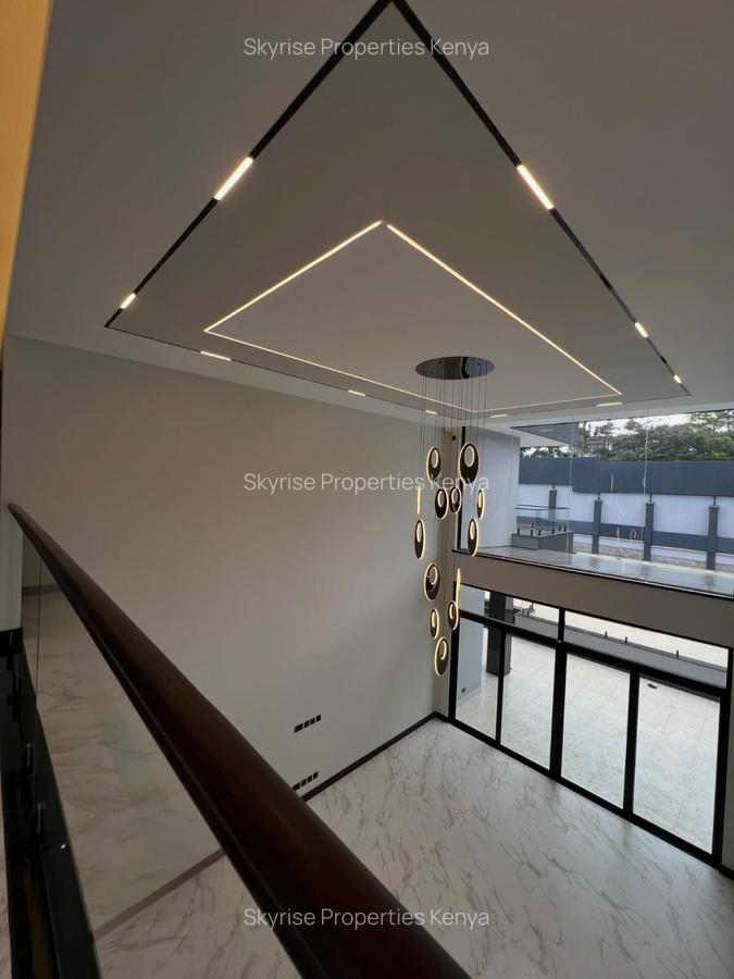 6 Bed House with En Suite in Nyari - 6
