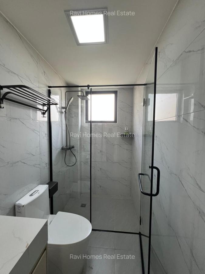 Studio Apartment with Swimming Pool at Wood Avenue - 14