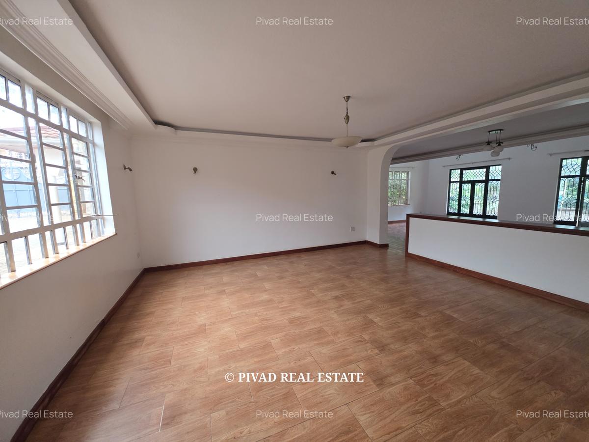 5 Bed House with Garden in Runda - 14
