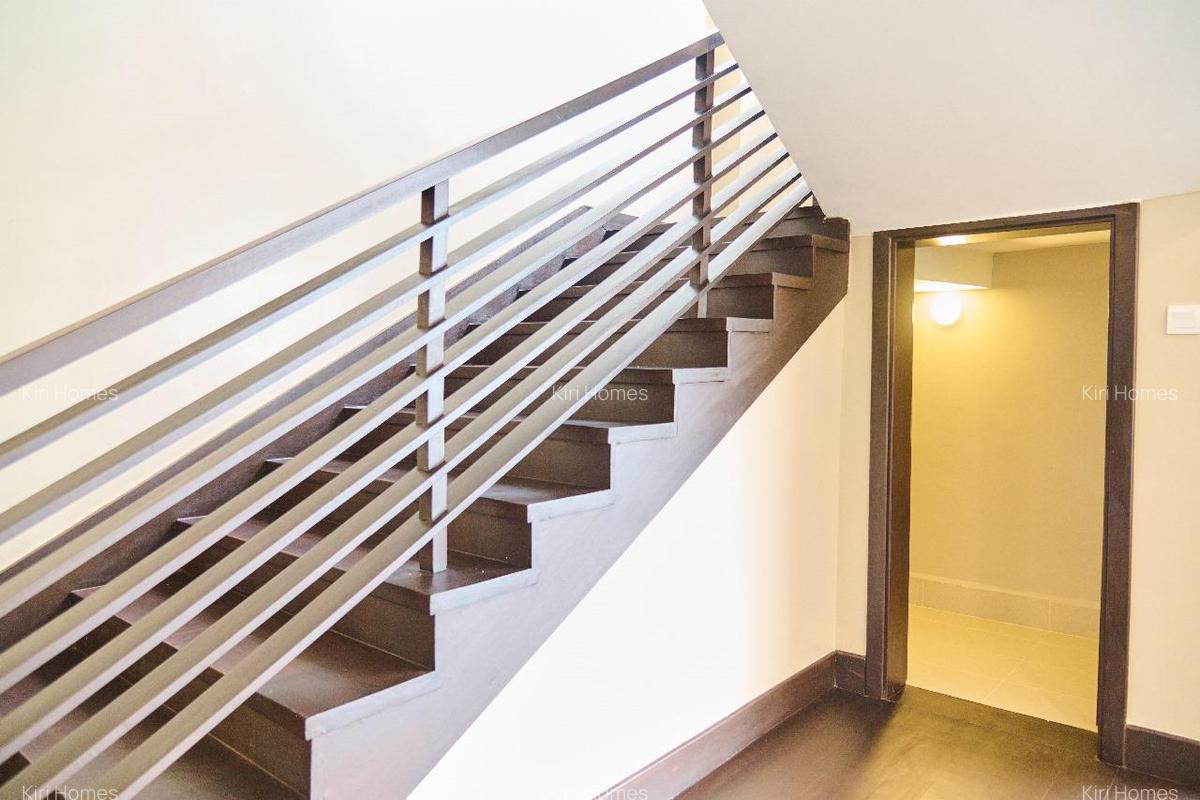 Serviced 4 Bed Apartment with En Suite in Lavington - 7