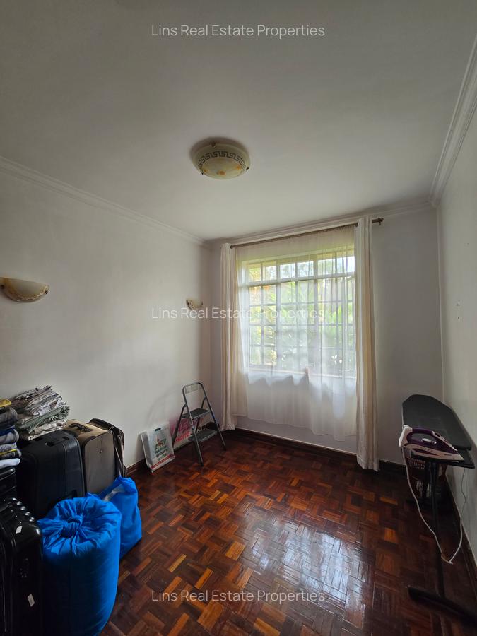 4 Bed Townhouse with En Suite in Loresho - 14