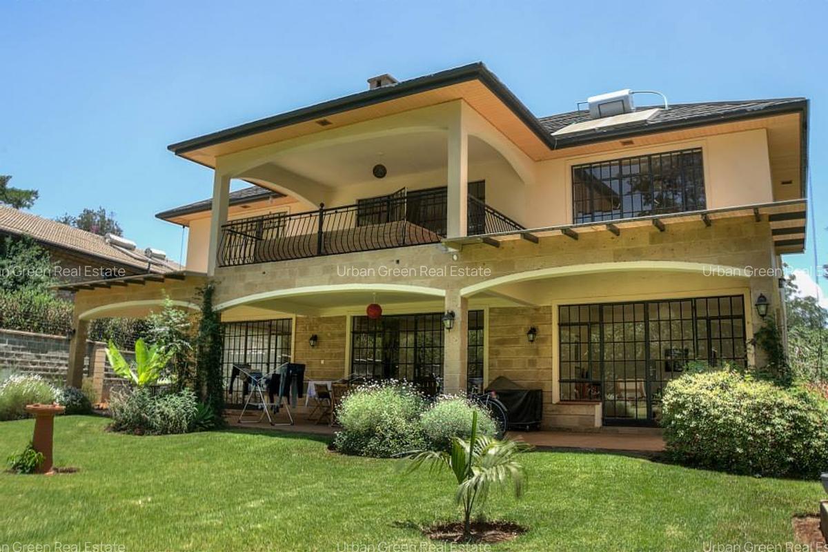 5 Bed Villa with En Suite at Miotoni - 2