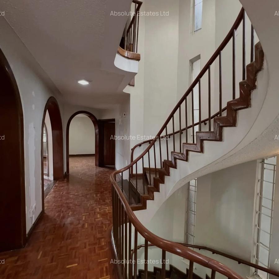 5 Bed Townhouse with Staff Quarters in Lavington - 1