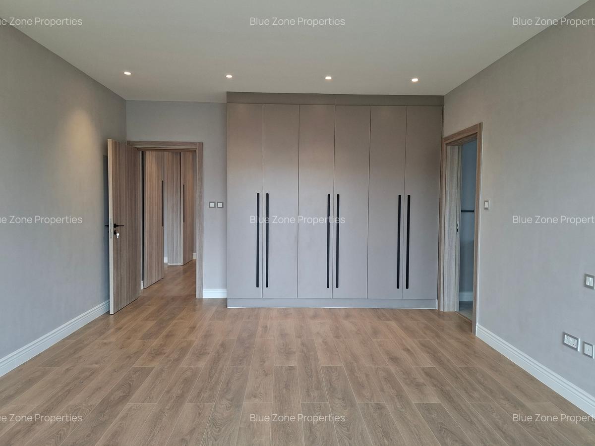 3 Bed Apartment with En Suite at Off Runda Rd - 10