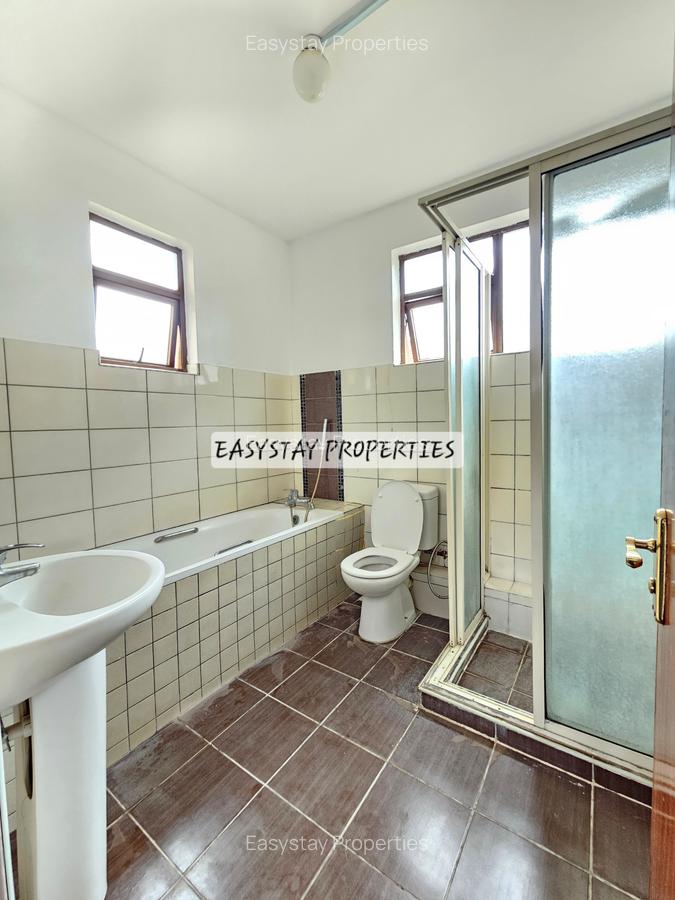 3 Bed Apartment with En Suite in Kilimani - 7