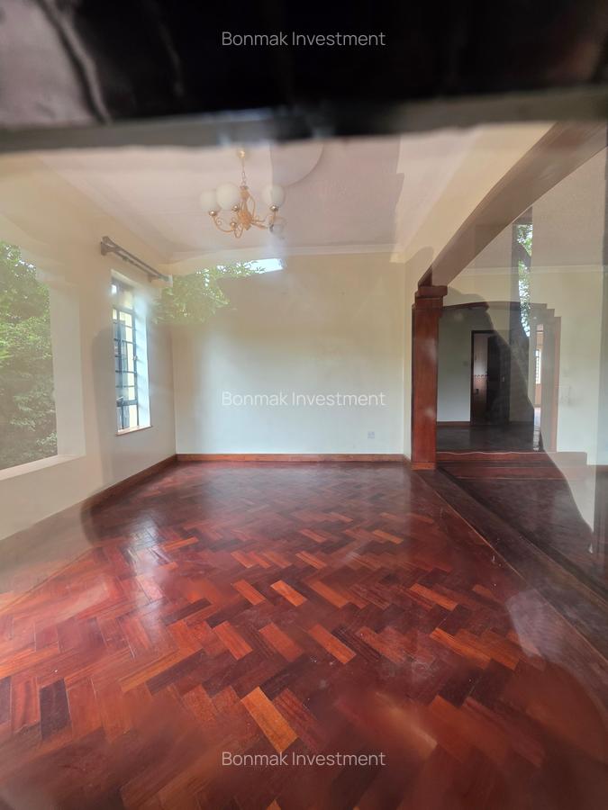 4 Bed Townhouse with En Suite at Lavington Green - 9