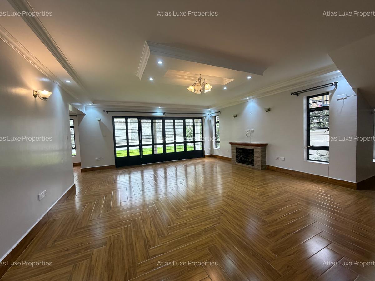 4 Bed Villa with En Suite at Paradise - 2