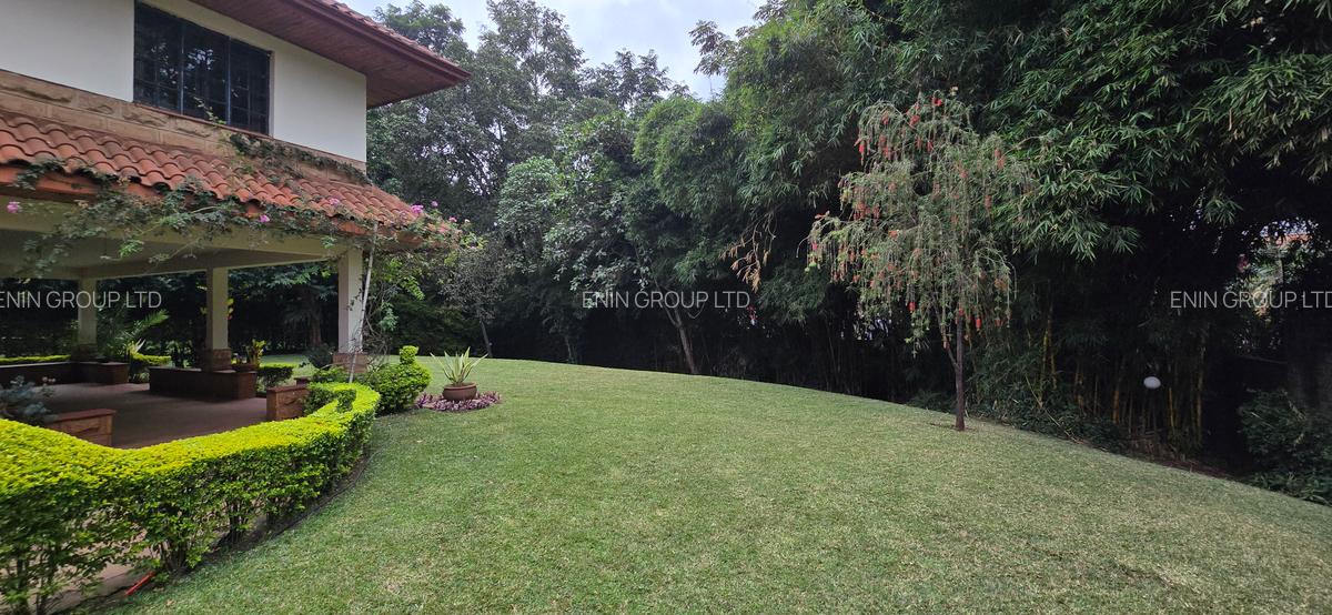 5 Bed Townhouse with En Suite at Lone Tree - 18