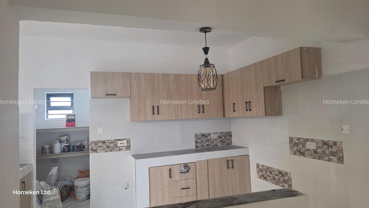 3 Bed House with En Suite at Utumish Court 1 - 9