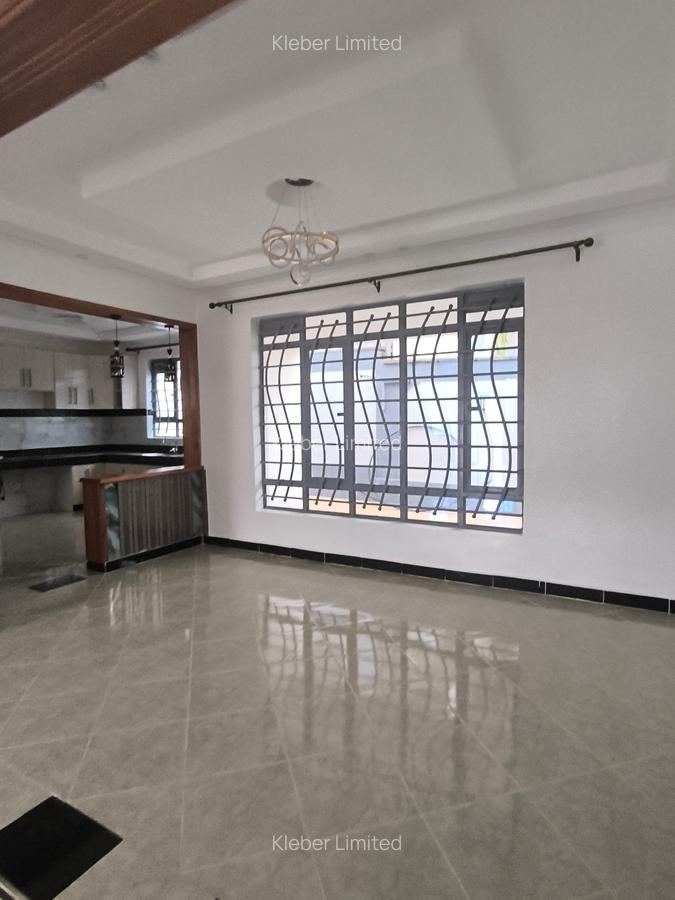 4 Bed Townhouse with En Suite in Ruiru - 4