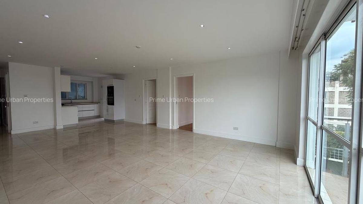 2 Bed Apartment with En Suite in Westlands Area - 4