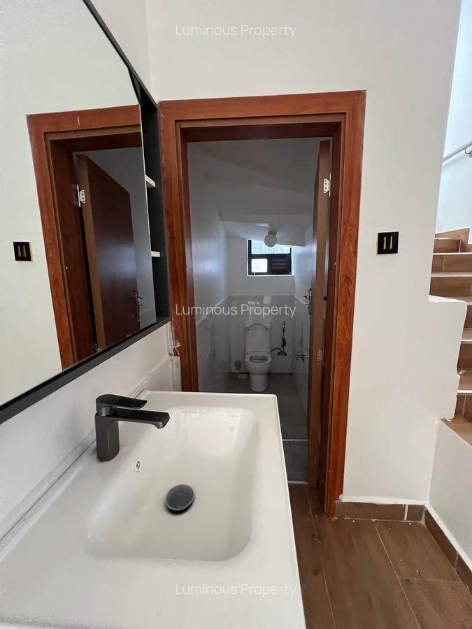 4 Bed House with En Suite at Afro Sayari - 3