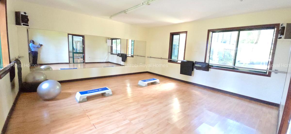 4 Bed Townhouse with En Suite at Grovelia Grove 55 - 9
