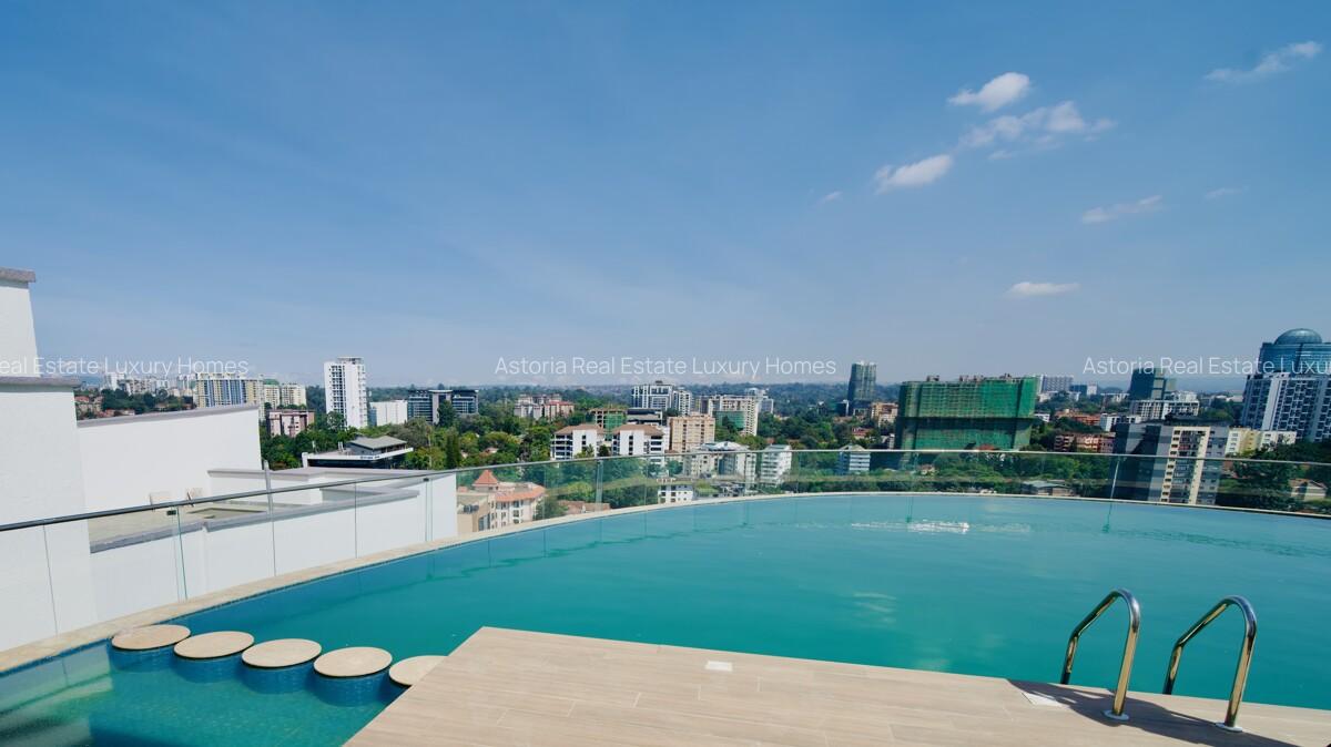 3 Bed Apartment with En Suite at 2026-128 - 1