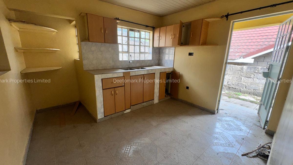 3 Bed House with En Suite at G56 - 8