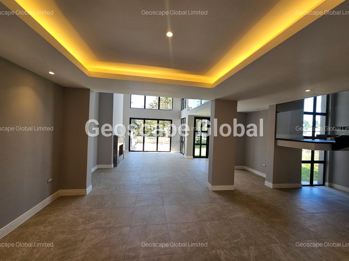 4 Bed House with En Suite in Runda - 6