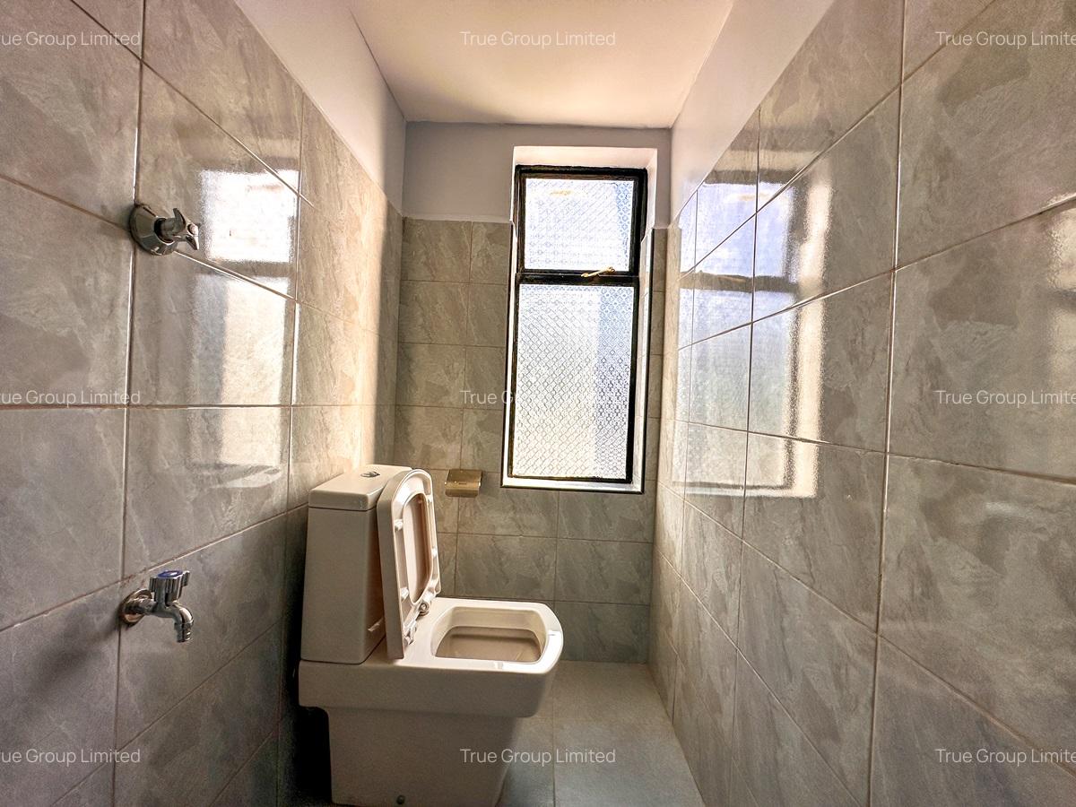 4 Bed Townhouse with En Suite at Mukenya Court - 16